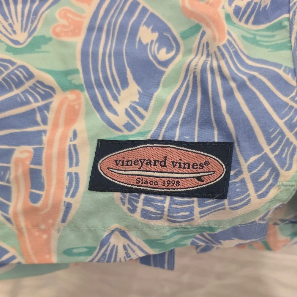 Vineyard Vines Mens Swim Trunks Medium Blue‎ Pink Seashell Coral Board Shorts